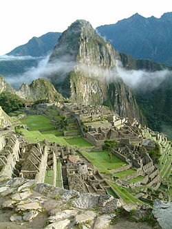 250px-Peru_Machu_Picchu_Sunrise.jpg