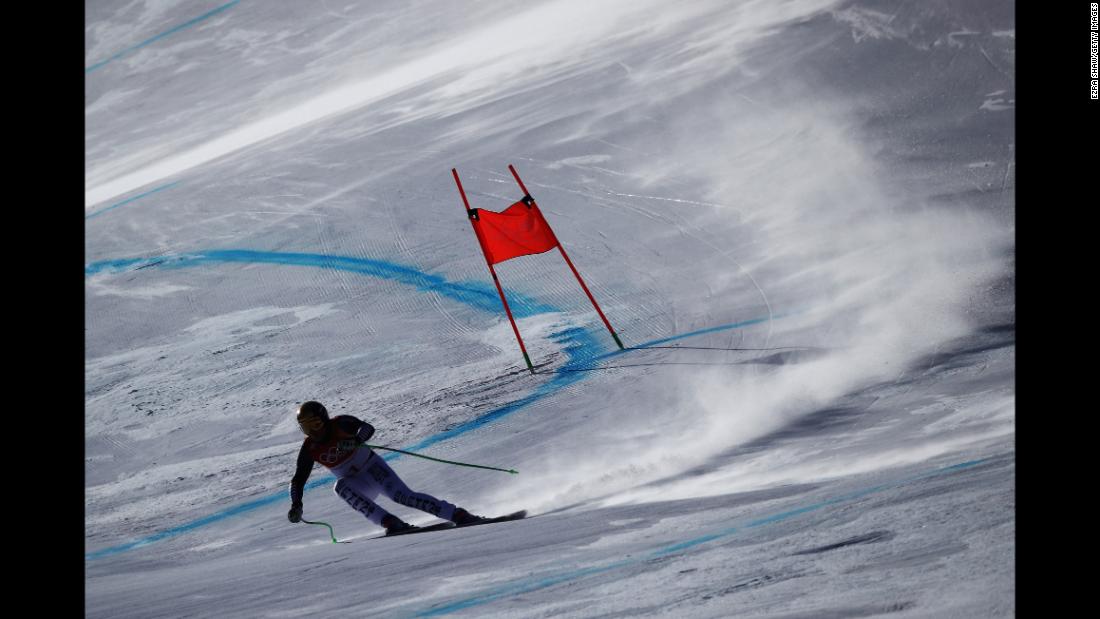180212231840-15-winter-olympics-0213-alpine-downhill-super-169.jpg