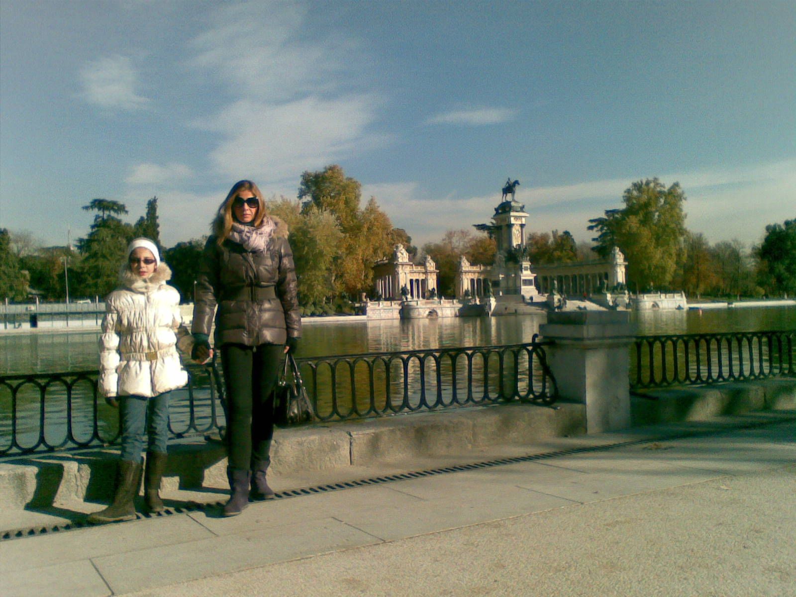 В парке Ресторе (Мадрид декабрь).jpg