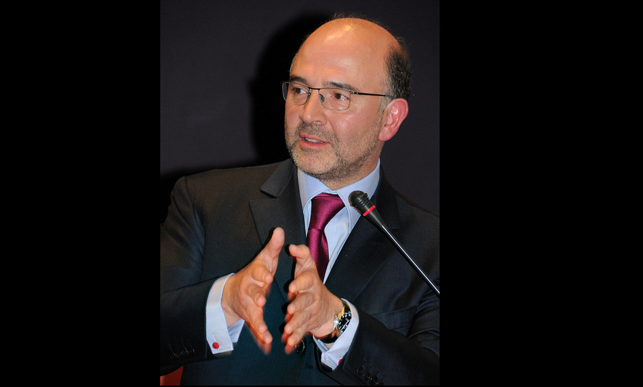 Pierre_Moscovici_en_mai_2010.png