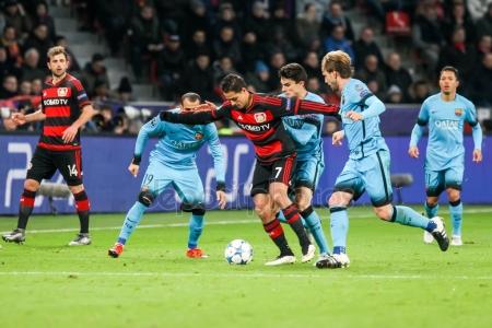 depositphotos_92895310-stock-photo-bayer-04-leverkusen-vs-barcelona.jpg