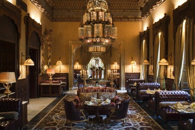 Marriot-Hotels-luxury-interior-design-trends-by-HBA-hospitality-Saraya-Gallery-at-Cairo-Marriott-Hotel-2.jpg