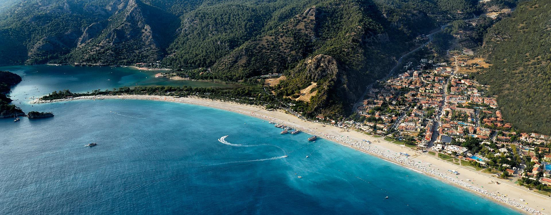 Oludeniz-beach-Fethiye-Turkey.jpg