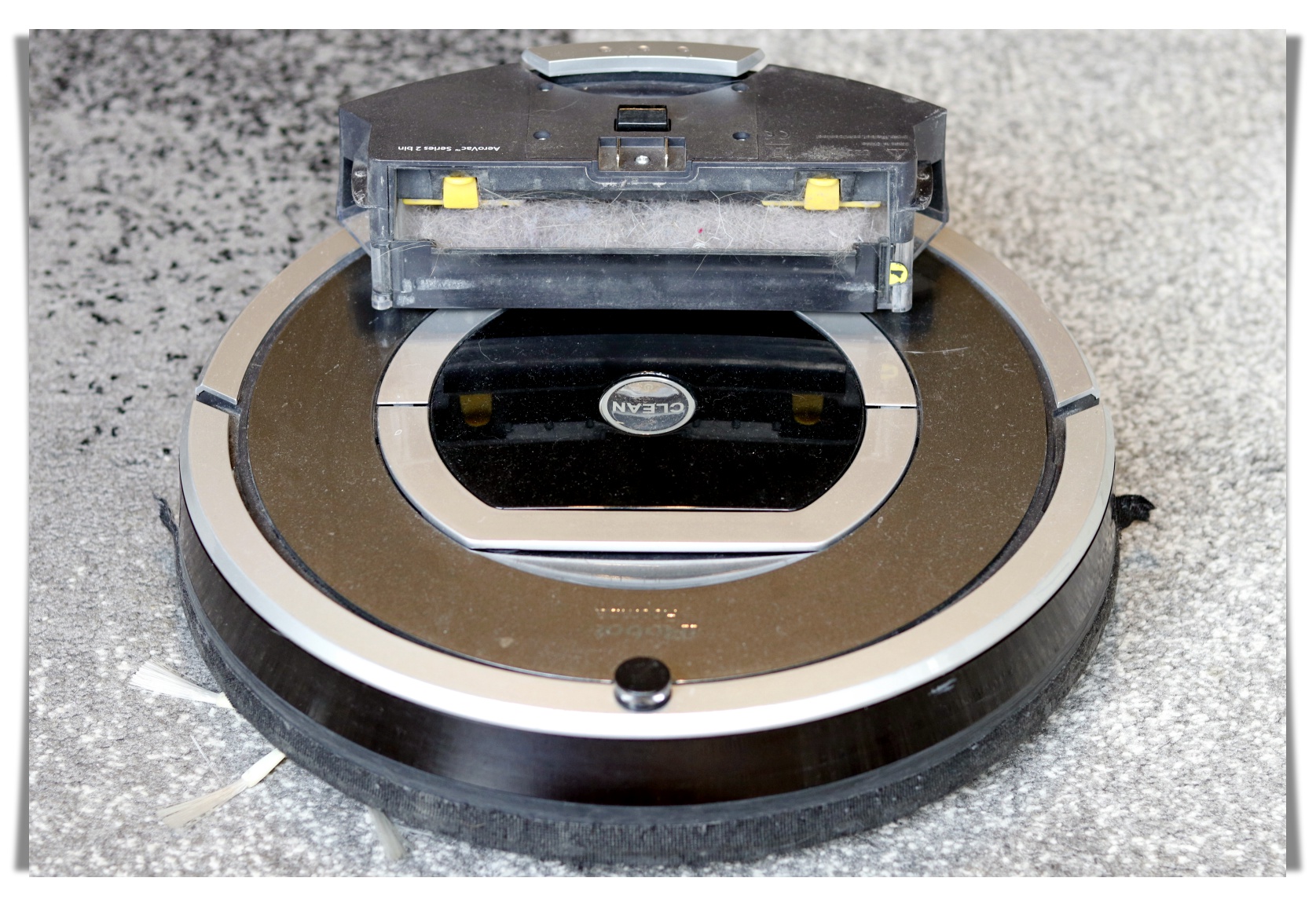 iRobot Roomba 780 01.JPG