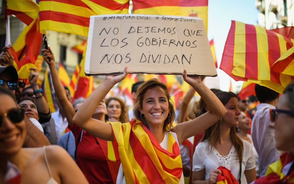 pro-unity-rally-held-in-barcelona-against-catalonian-independence-859027852-59da9cc670838.jpg