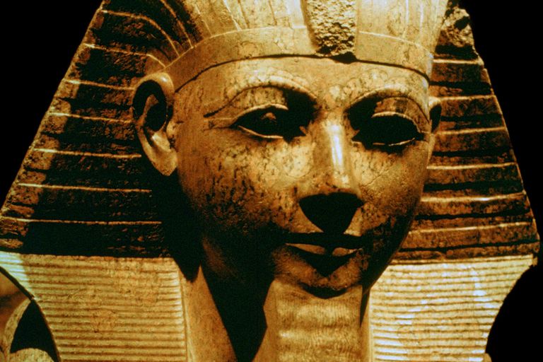 Hatshepsut-501582577x-56aa26883df78cf772ac8c30.jpg