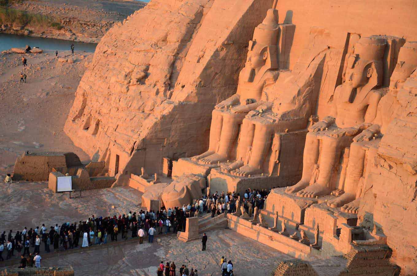 Abu-Simbel-Tours-from-Aswan.jpg