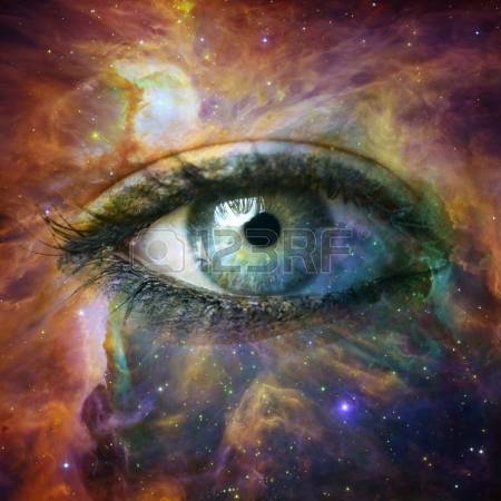 18755849-Глаз-человека-смотрит-во-Вселенной---Элементы-этого-изображения,-предоставляемые.jpg